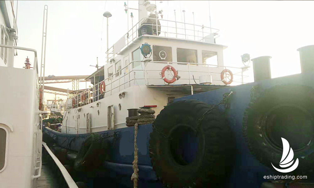 2000 PS Towing Tug For Sale