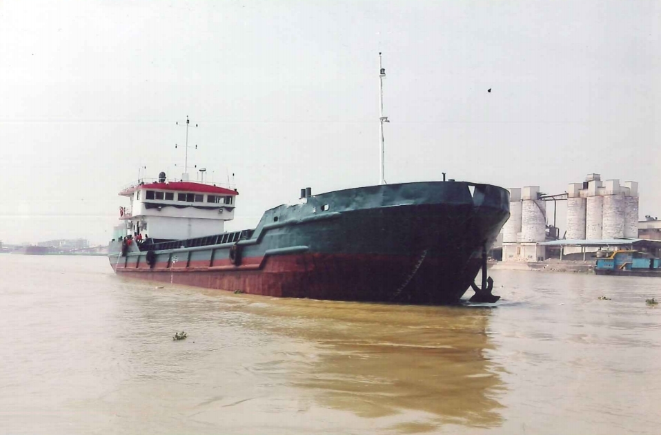 700 m³ Split Hopper Barge For Sale