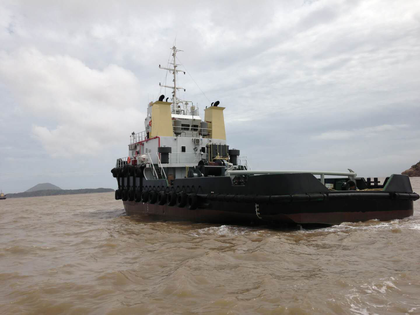 3600 PS Towing Tug For Sale