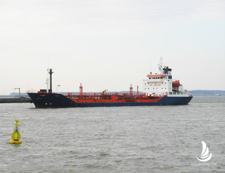 7074 T Product Oil Tanker For Sale