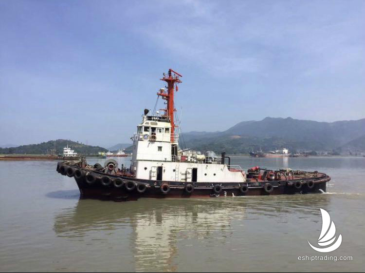 2352 KW Harbor Tug For Sale