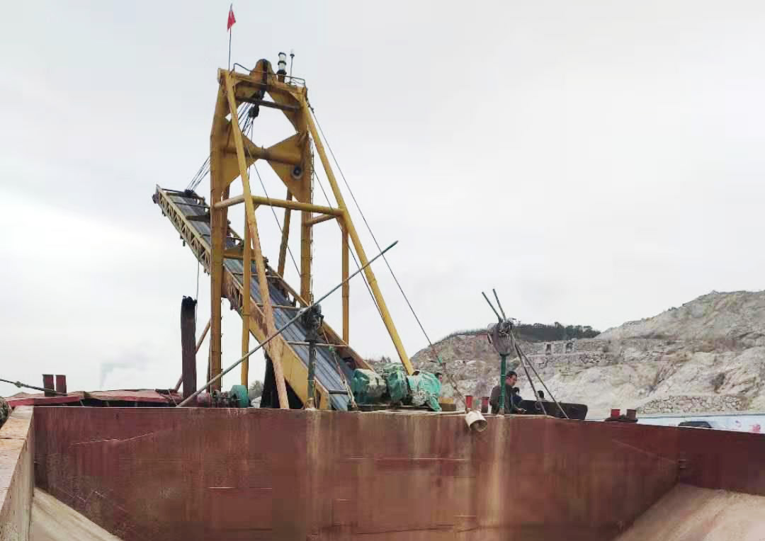 1835 T Sand Carrier For Sale