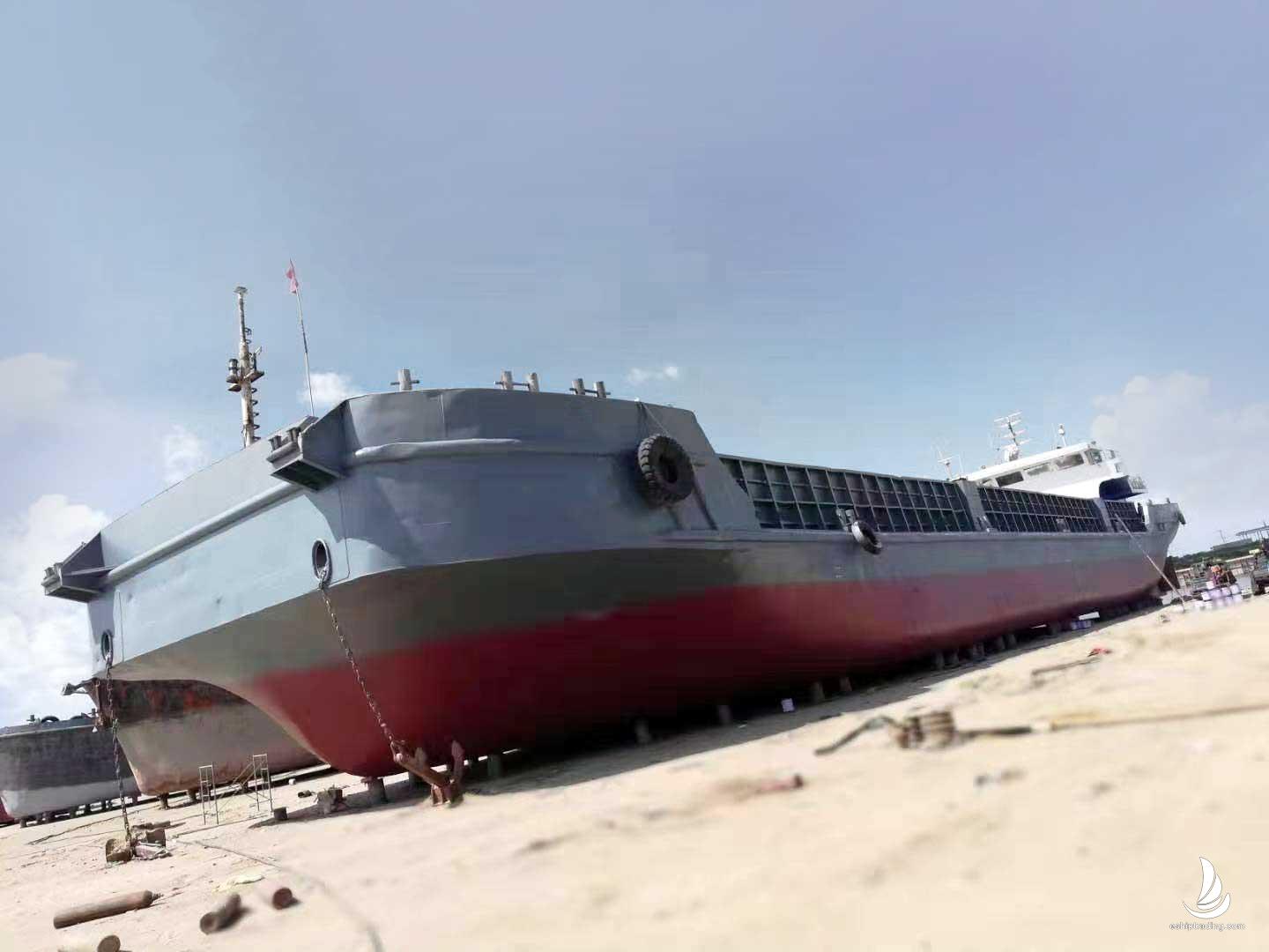 1650 T Deck Barge/LCT For Sale