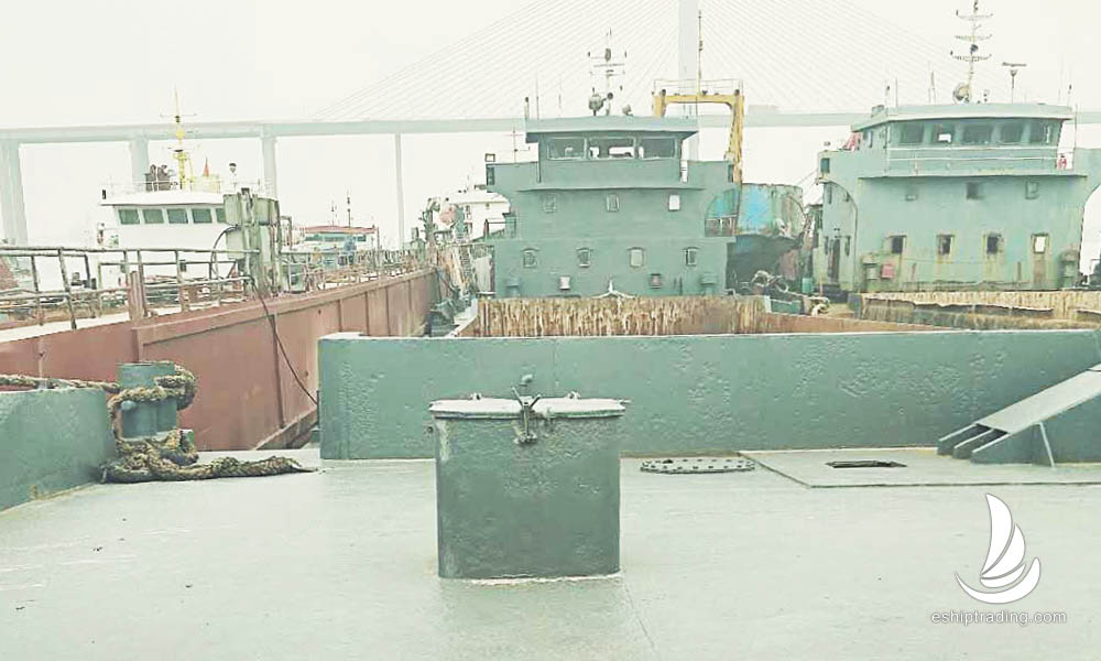 2000 m3 Split Hopper Barge For Sale