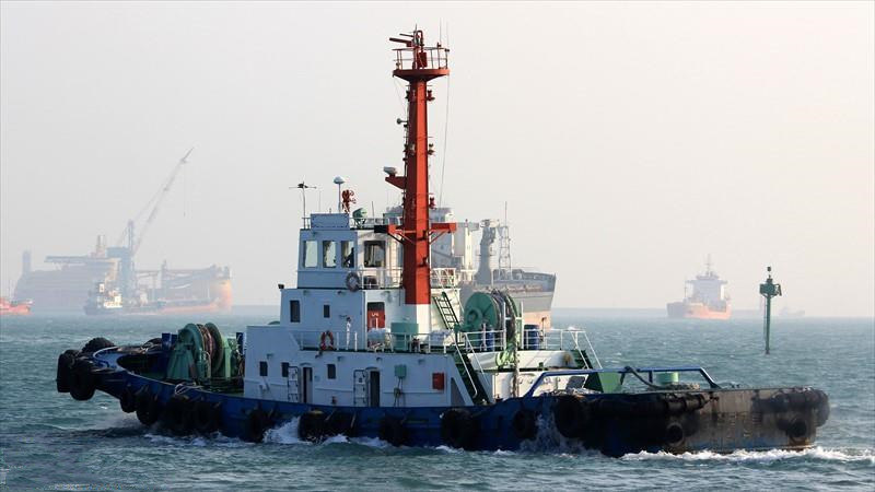 3600 PS Harbor Tug For Sale