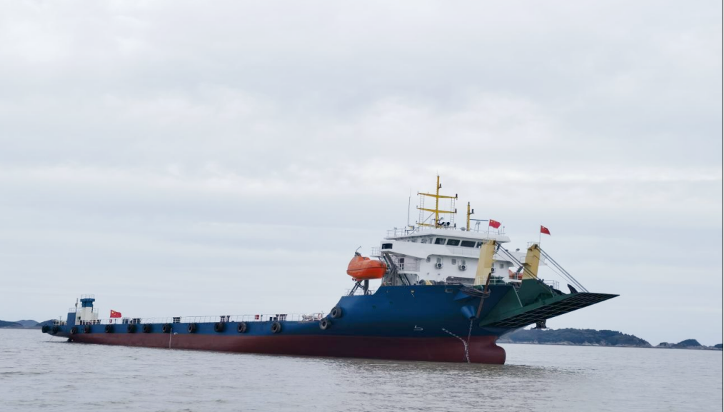 4996 T Deck Barge /LCT For Sale