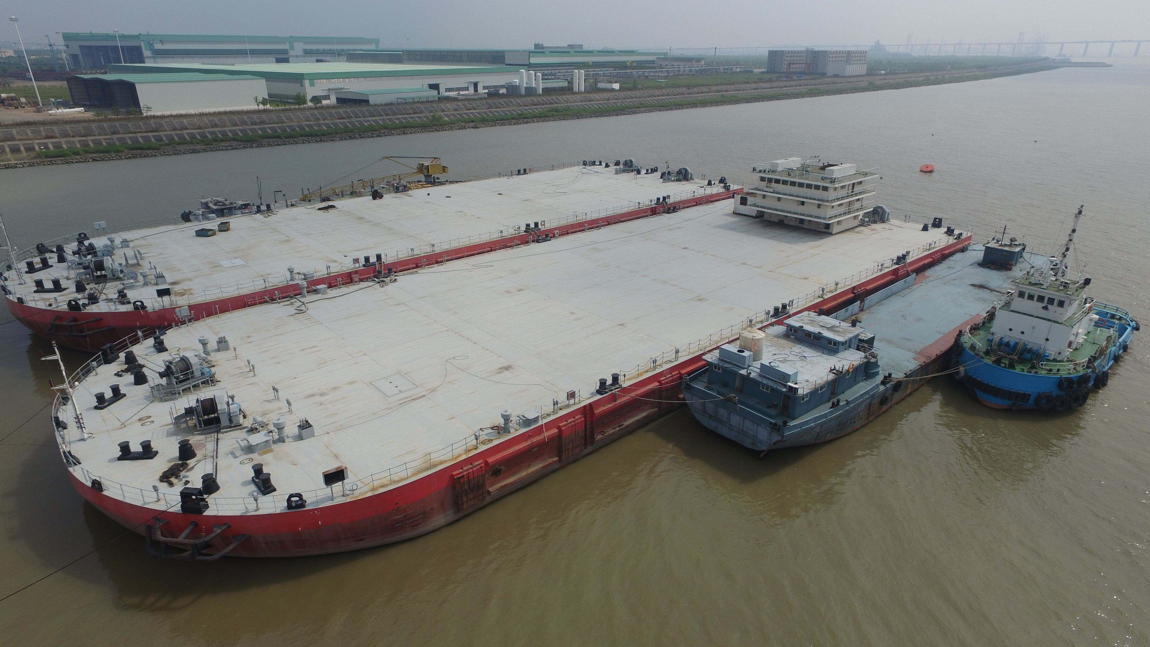 10951 T Non-self-propelled deck barge For Sale