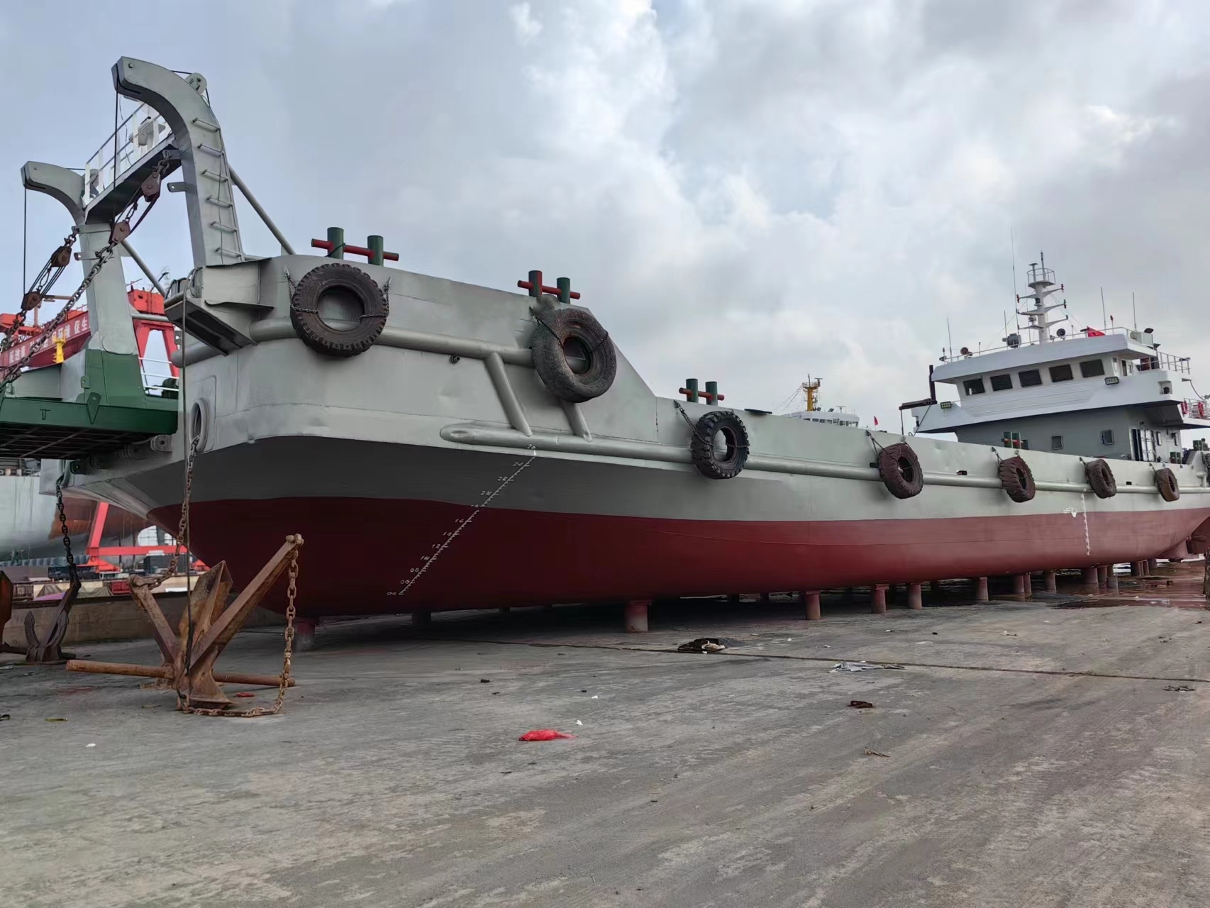 520 T Deck Barge /LCT For Sale
