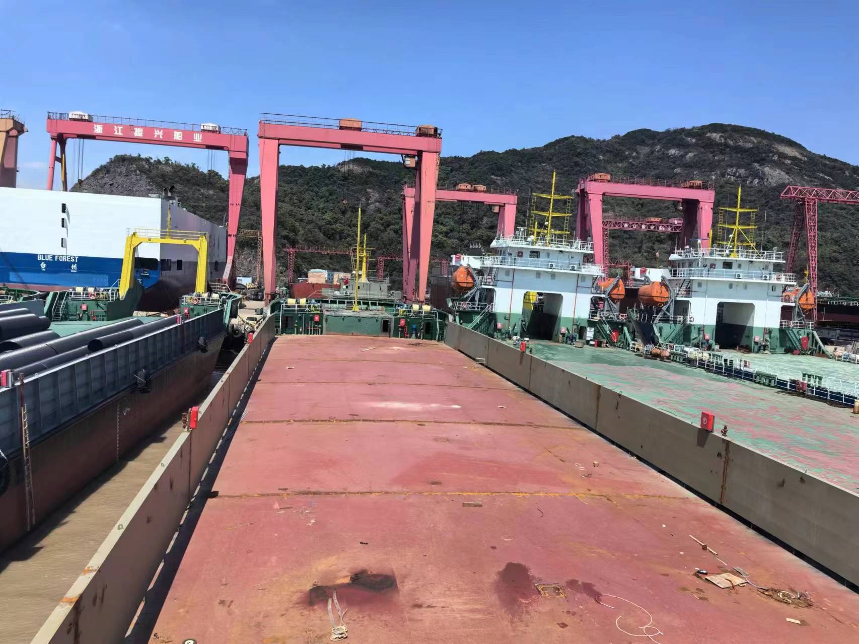 3650 T Deck Barge /LCT For Sale
