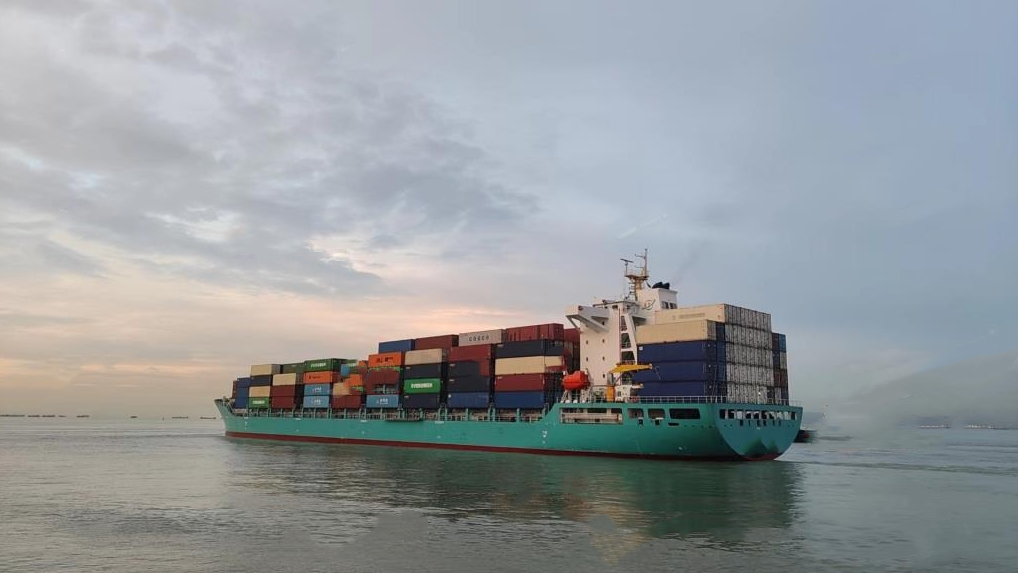 2076 TEU Container Ship For Sale