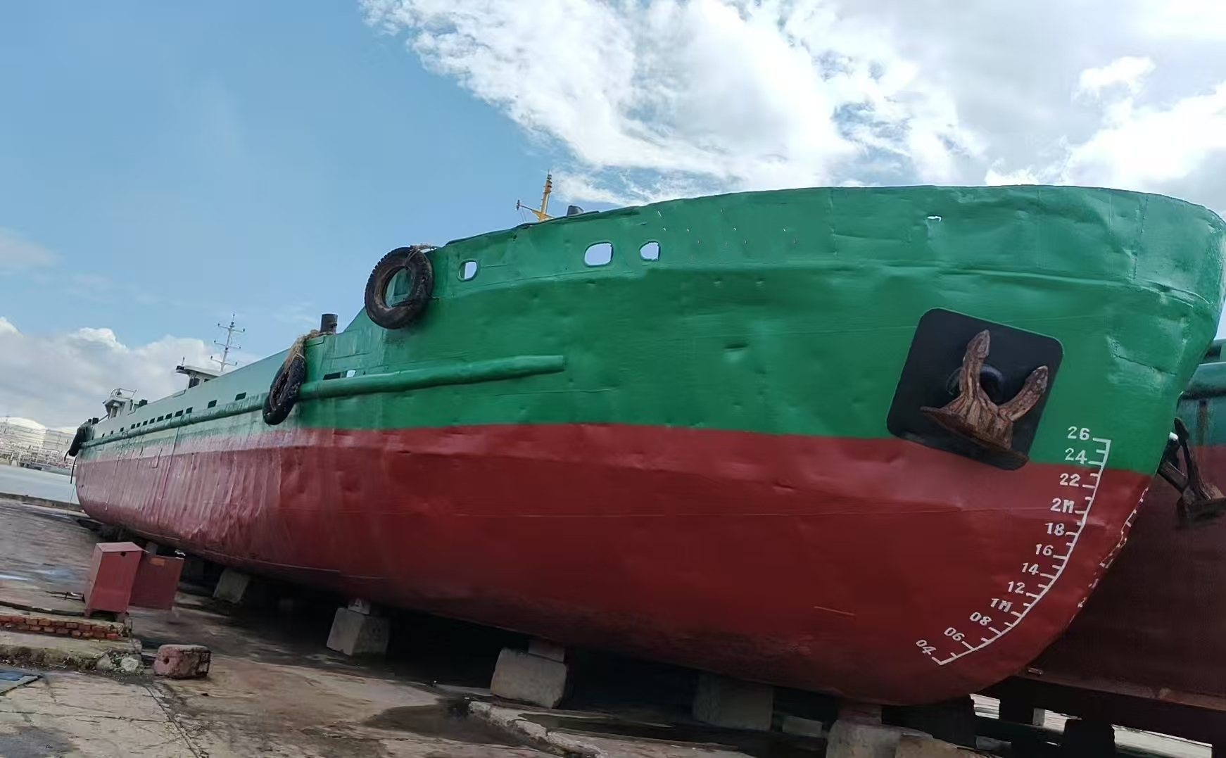400 m³ Bottom-Discharge Hopper Barge For Sale