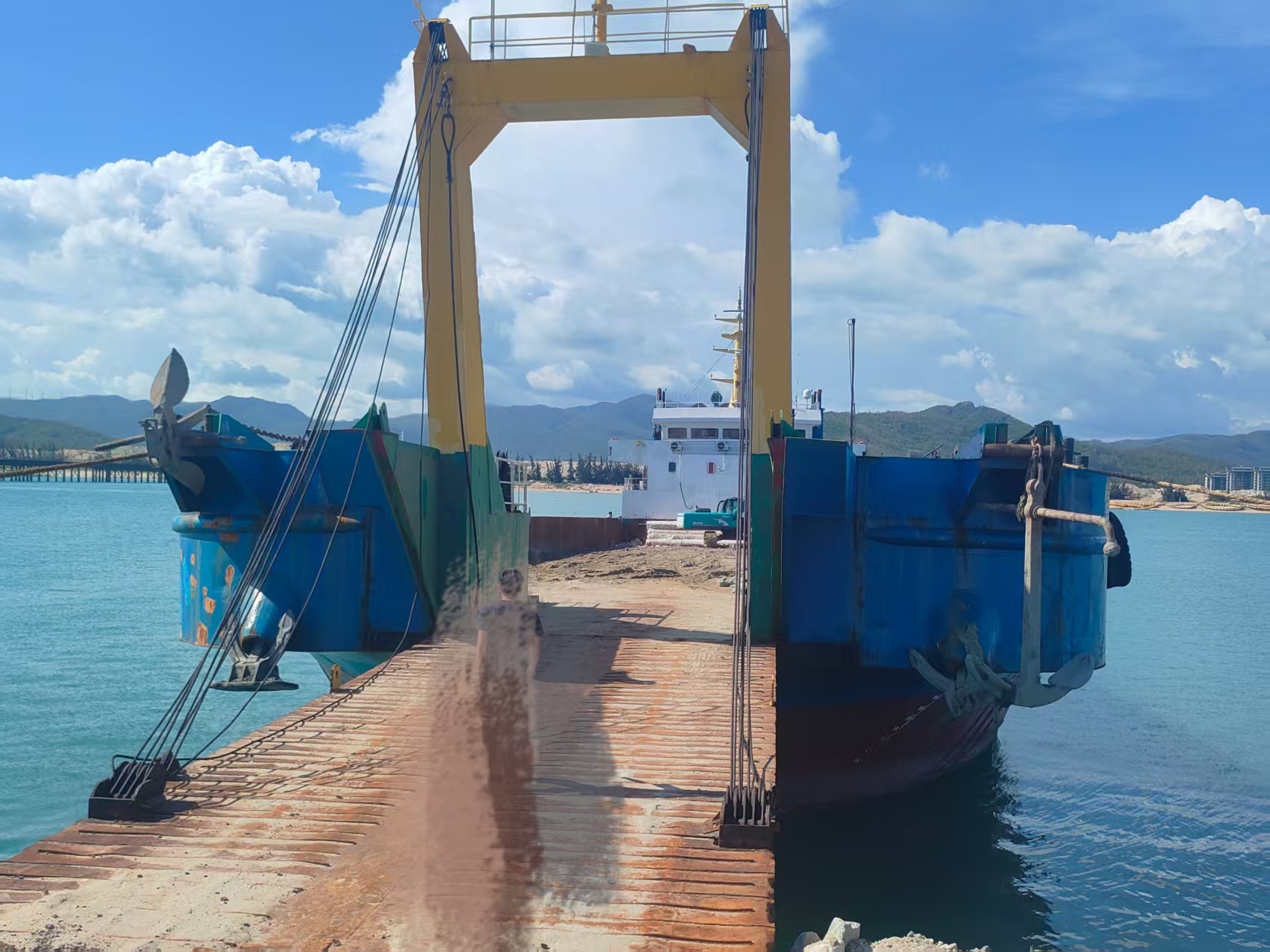 2131 T Deck Barge /LCT For Sale