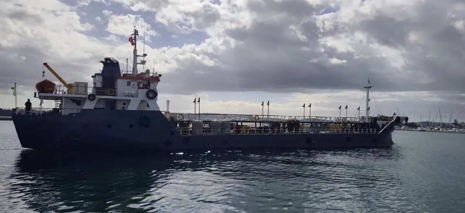 730T Product Oil Tanker For Sale