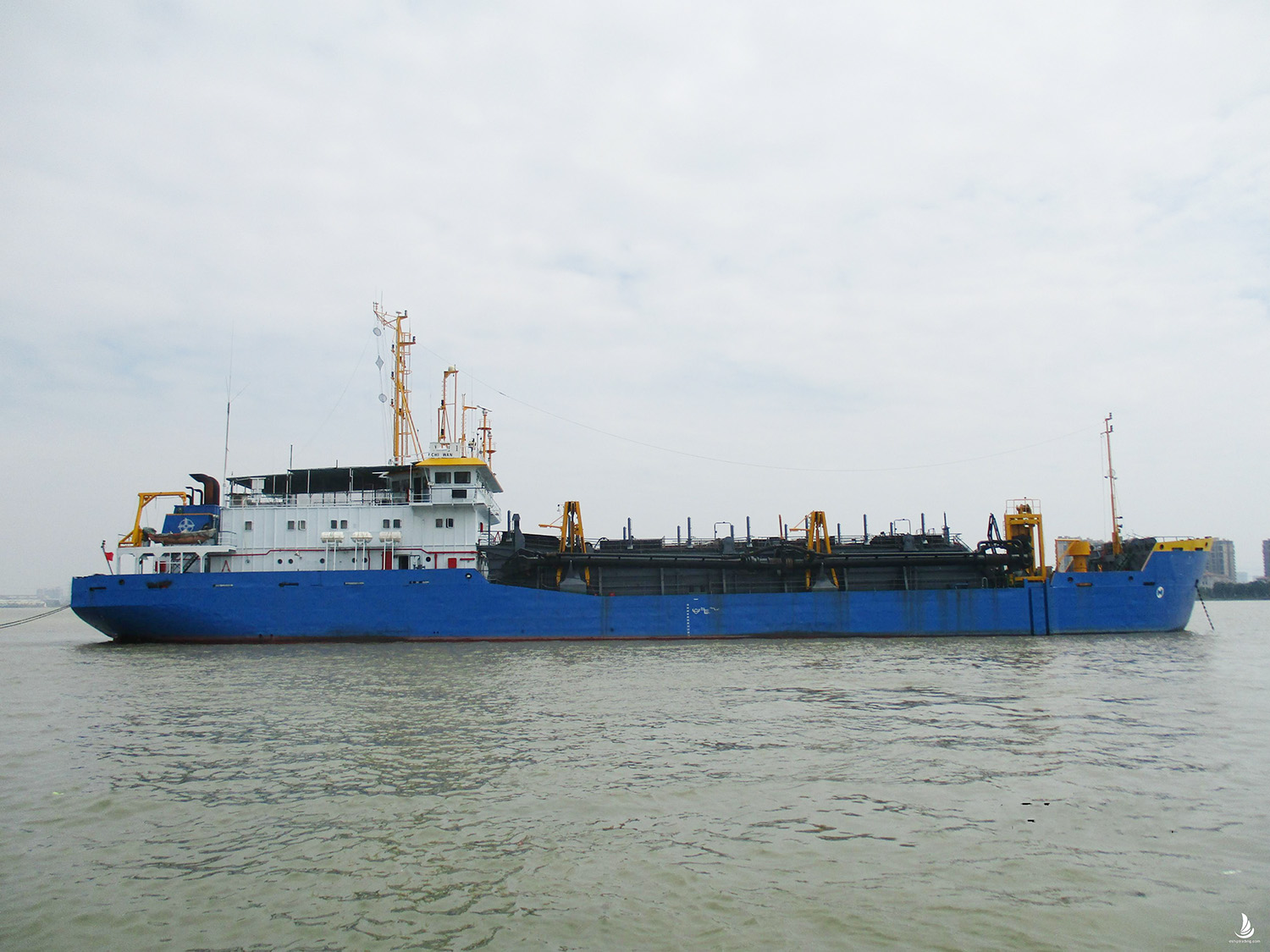 2400 m3 Trail Suction Hopper Dredger For Sale