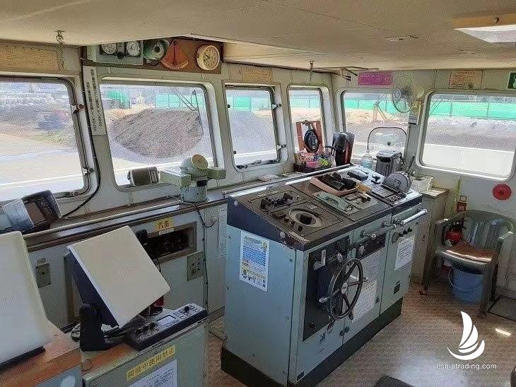 1200 T Product Oil Tanker For Sale