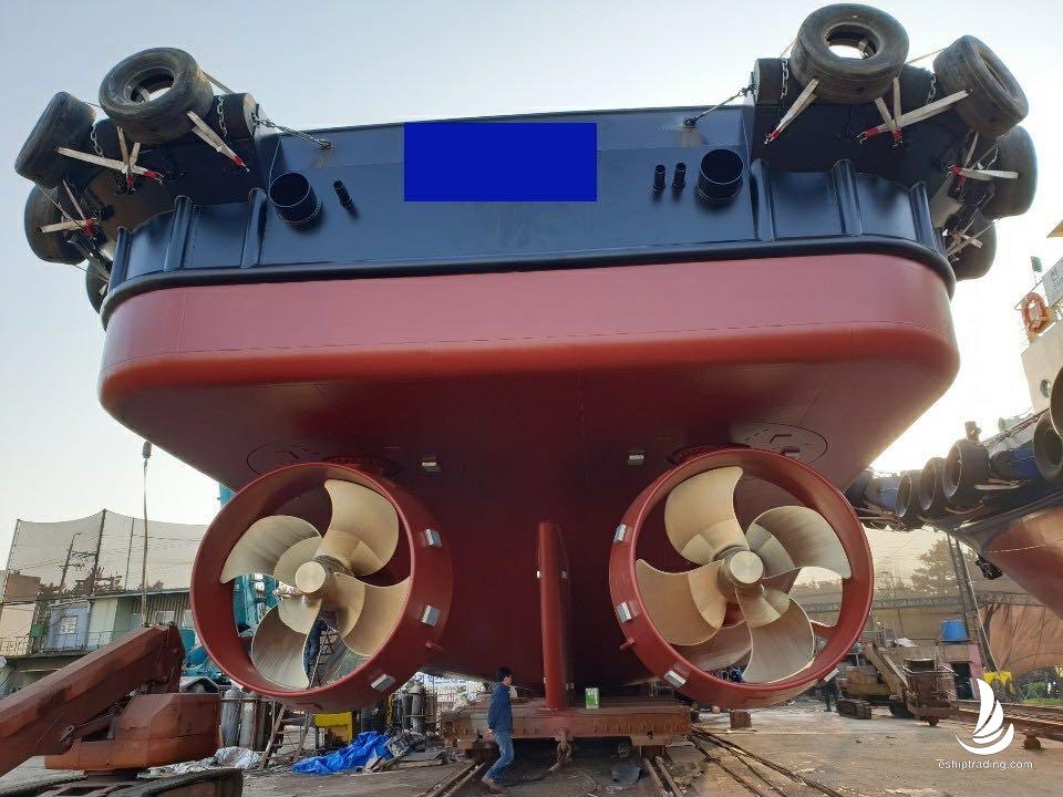 3676 KW Harbor Tug For Sale