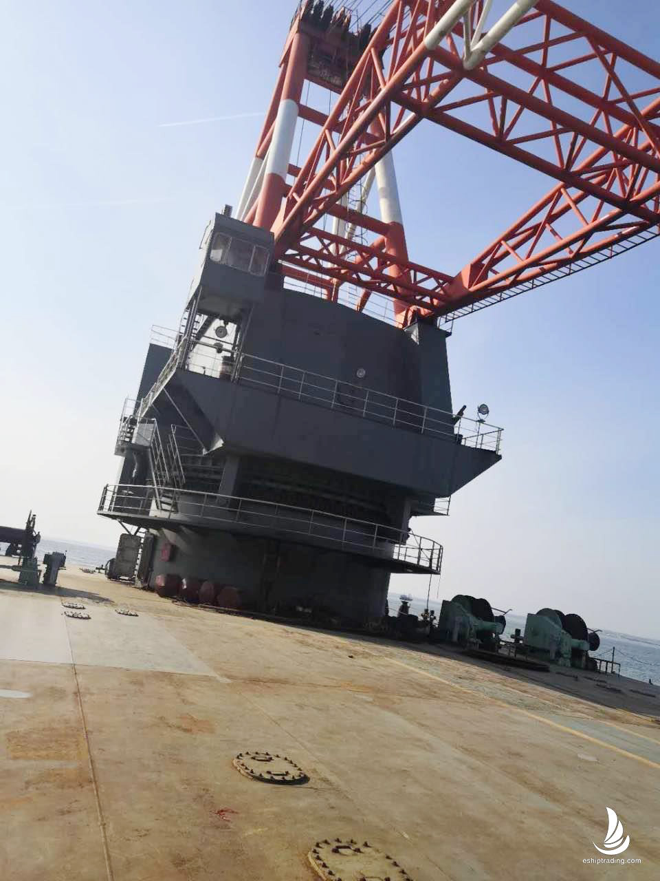 500 T Full-revolving Crane For Sale