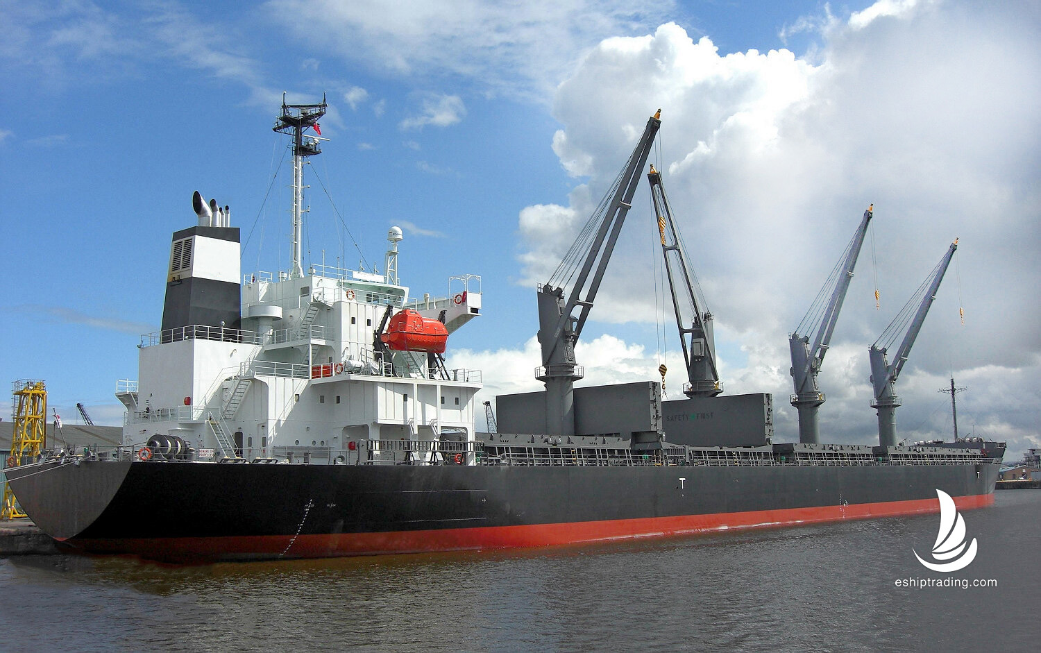 35065 T Bulk Carrier For Sale