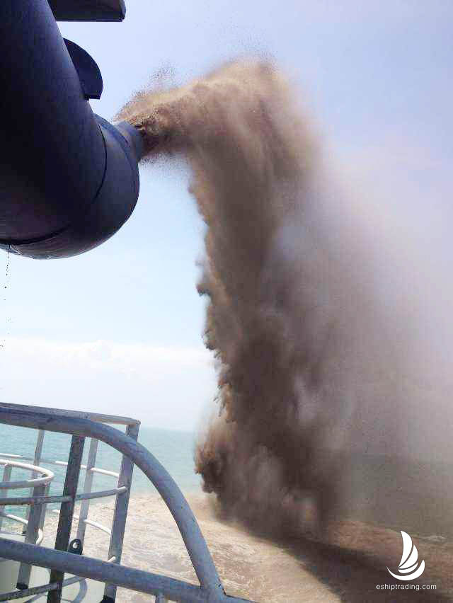 5586 m3 Trail Suction Hopper Dredger For Sale