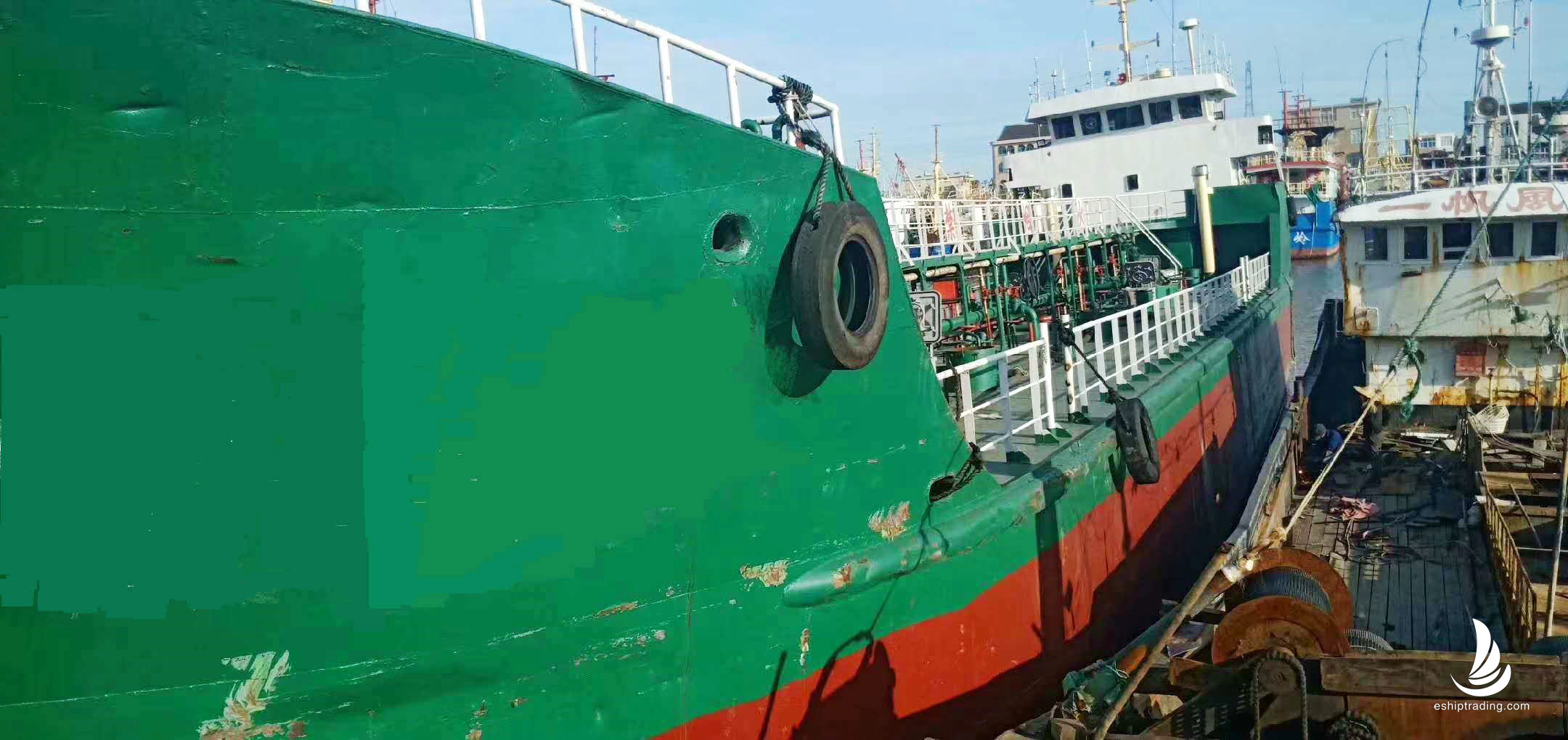 960 T Product Oil Tanker For Sale