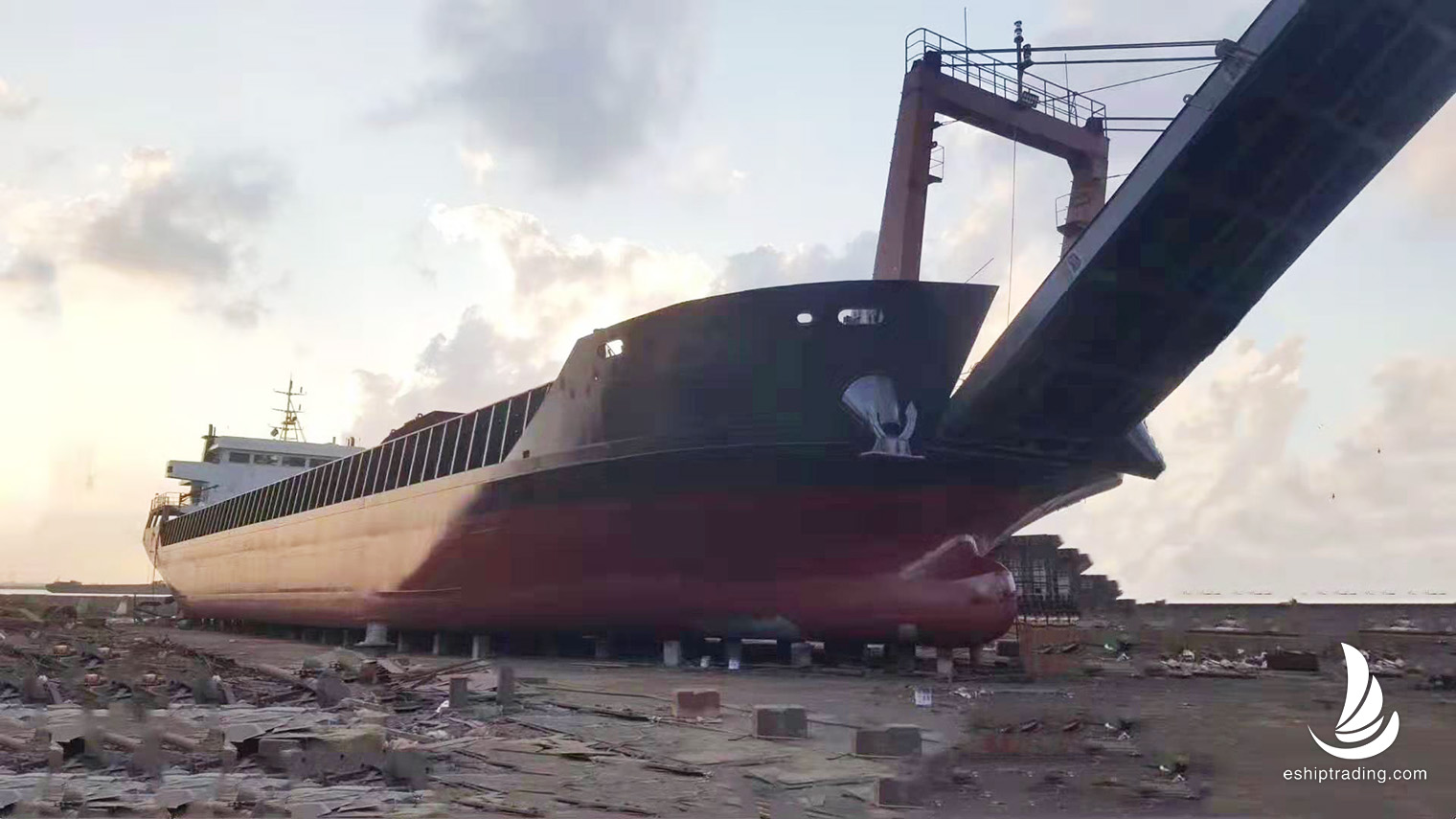3530 T Deck Barge/LCT For Sale