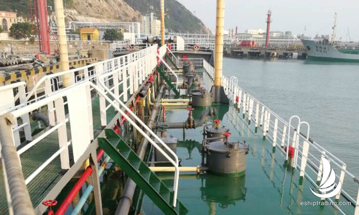 3050 T Product Oil Tanker For Sale