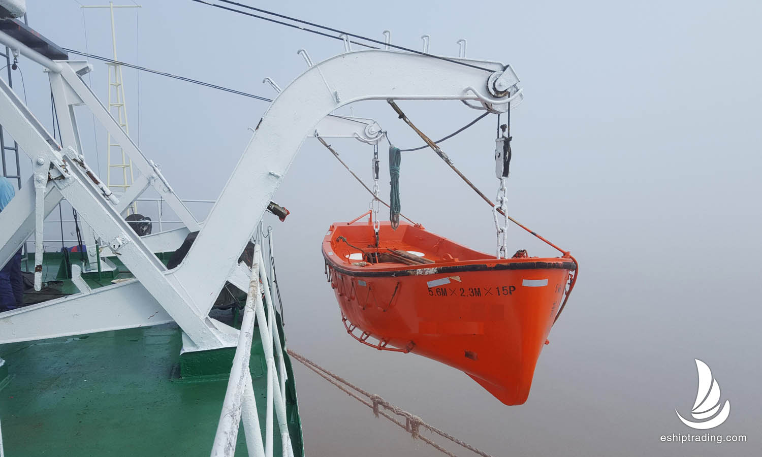 3050 T Product Oil Tanker For Sale