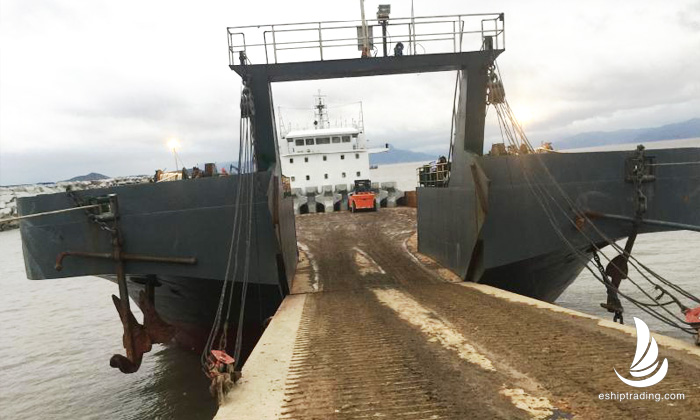4000 T Deck Barge/LCT For Sale