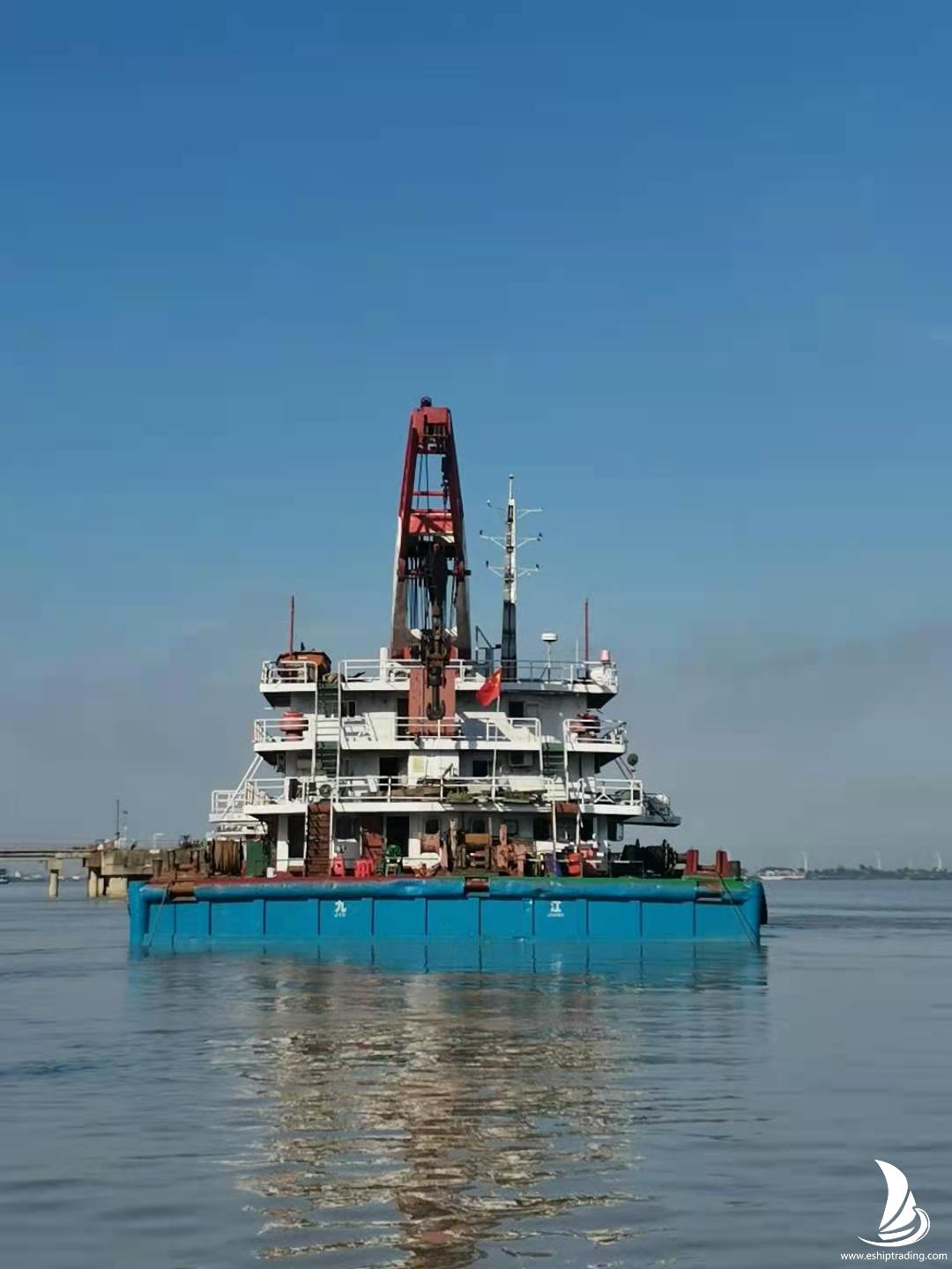 150 T Fully Revolving Floating Crane For Sale