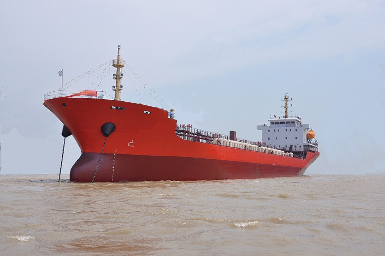 8800 T Product Oil Tanker For Sale