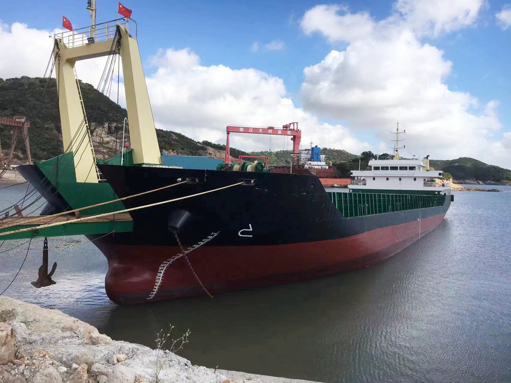 5002 T Deck Barge /LCT For Sale