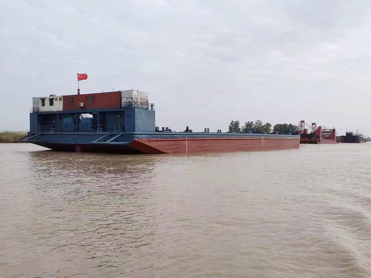 270 FT Non-self-propelled deck barge For Sale