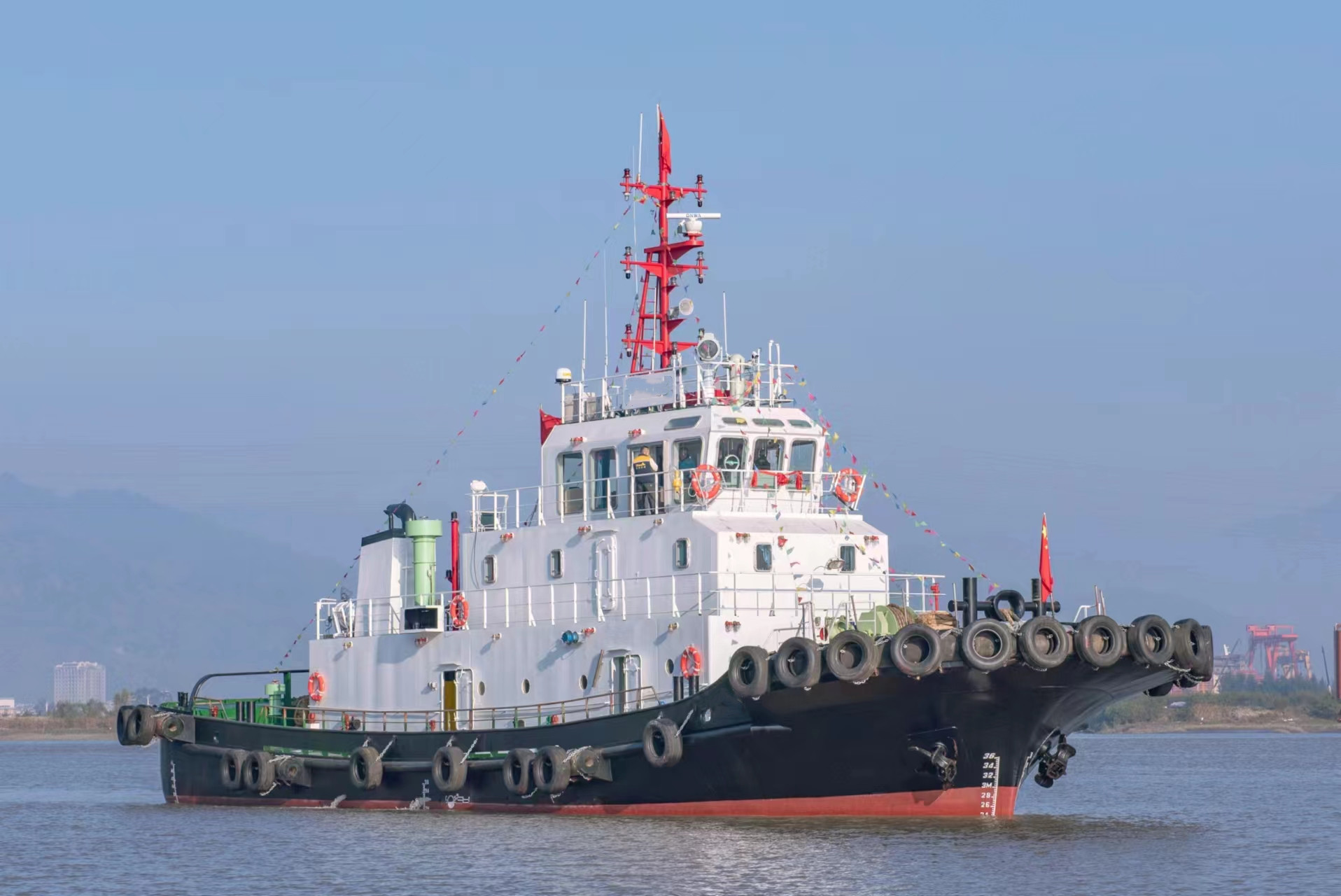 2500 PS Coastal Tug For Sale