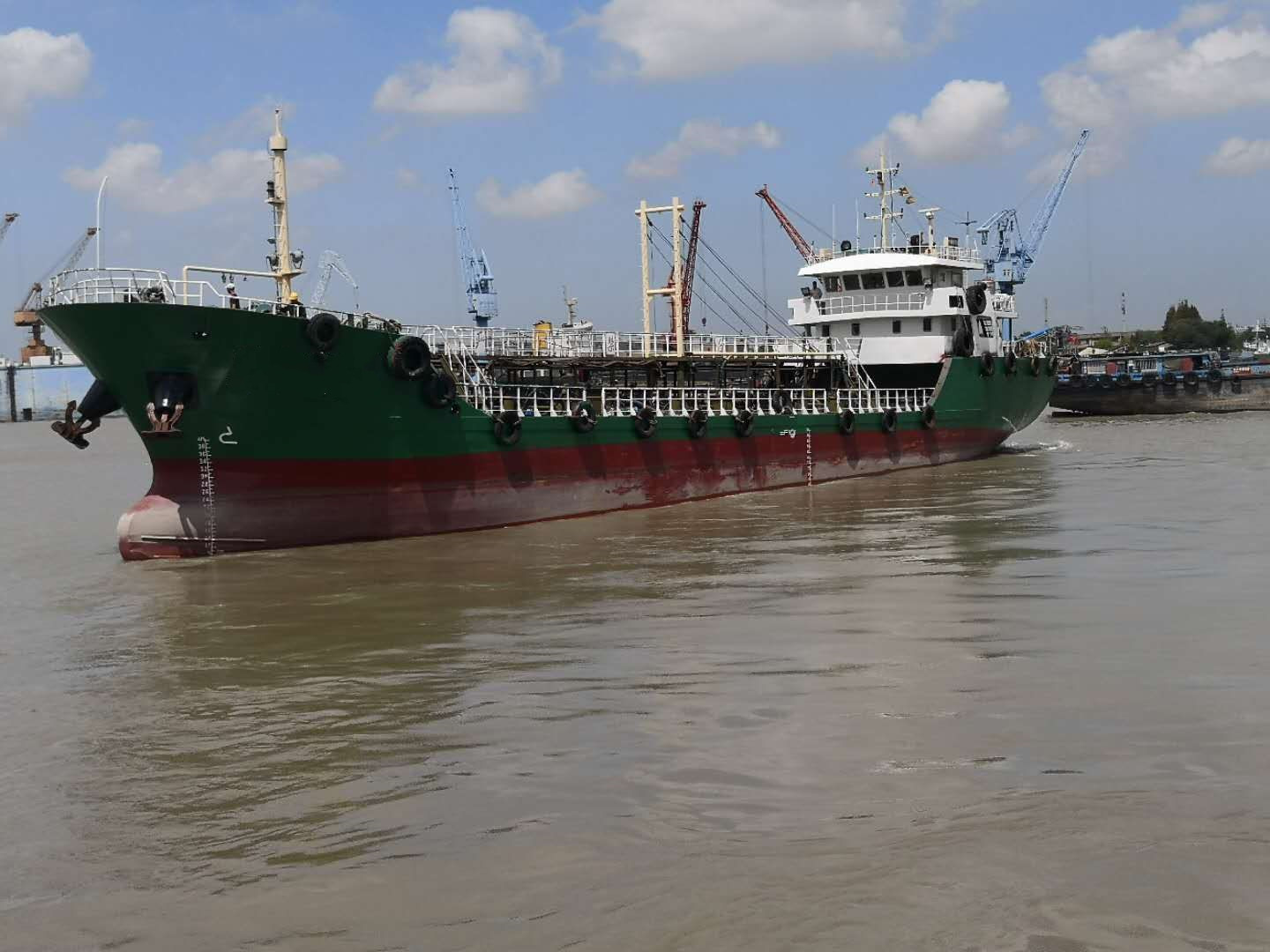 937 T Bunkering Ship For Sale