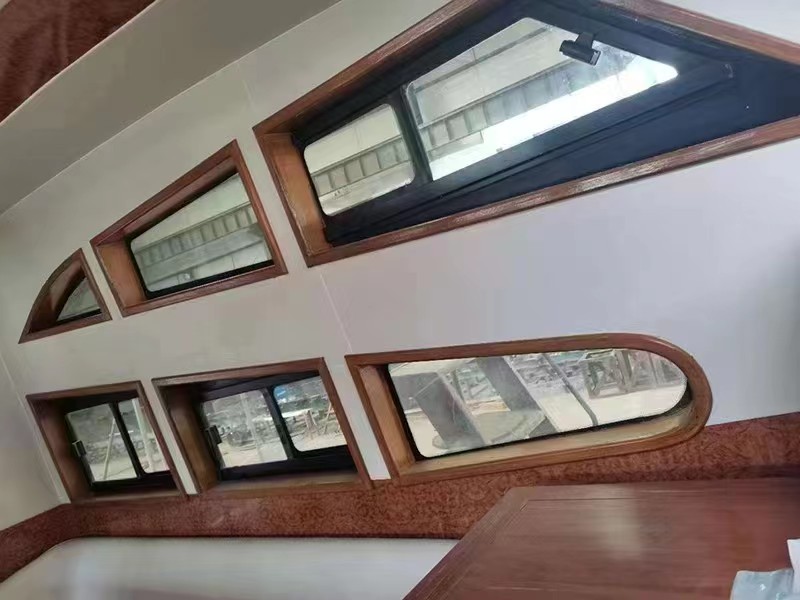 11 m Yacht For Sale