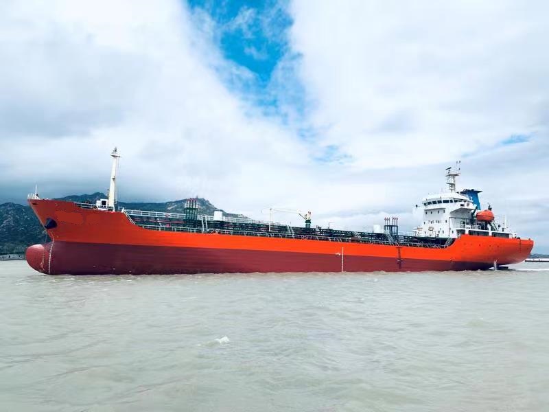 6500 T Product Oil Tanker For Sale