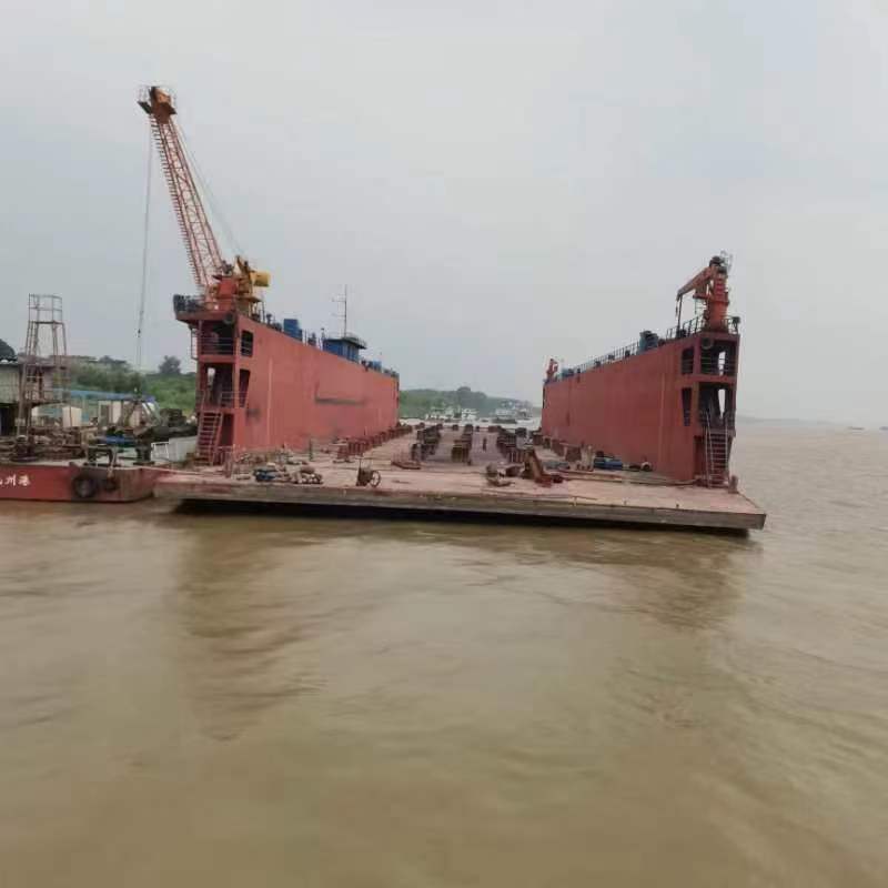 2600 T Floating Dock  For Sale