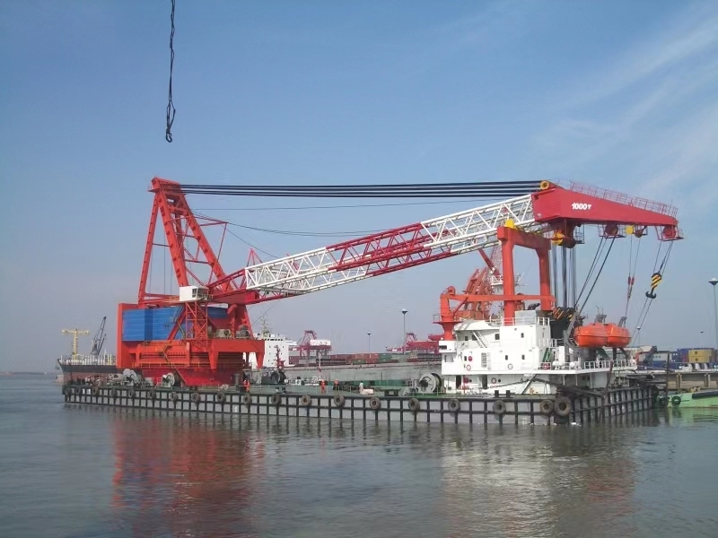 1000 T Fully Revolving Floating Crane For Sale