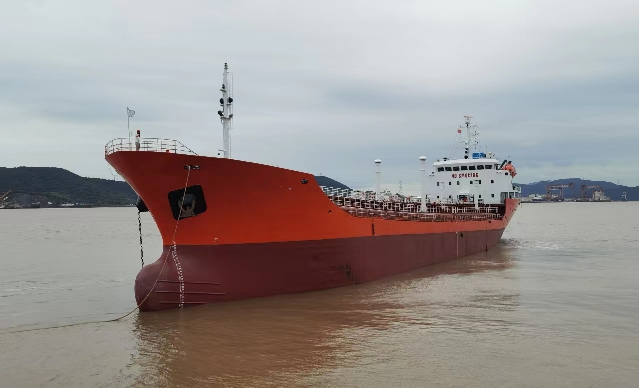 6613 T Product Oil Tanker For Sale