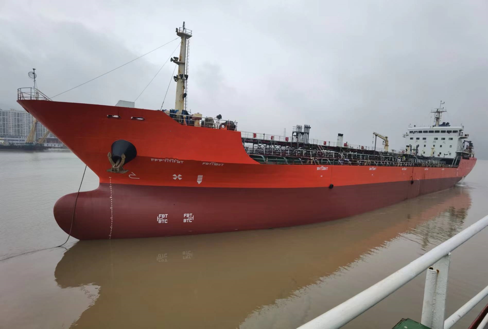 10000 T Product Oil Tanker For Sale