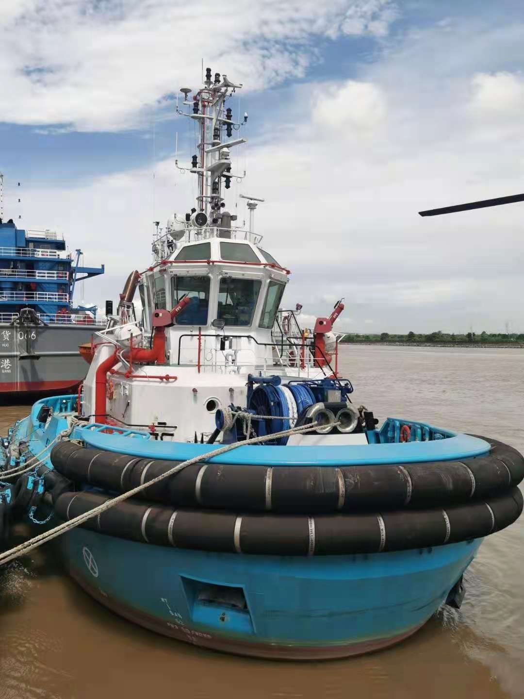 3434 PS Ocean-going Tug For Sale