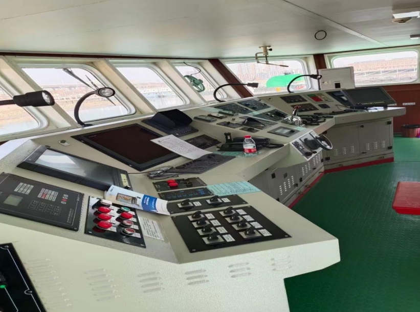 1053 T Deck Barge /LCT For Sale