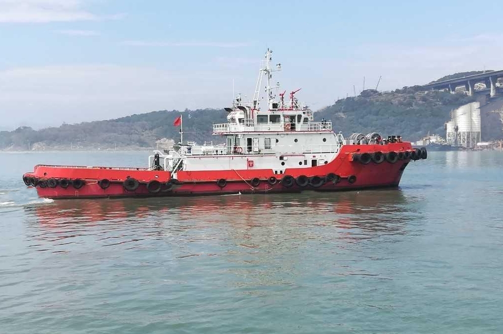 6000 PS Harbor Tug For Sale