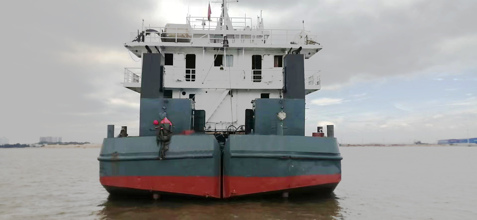 1140 m³ Split Hopper Barge For Sale