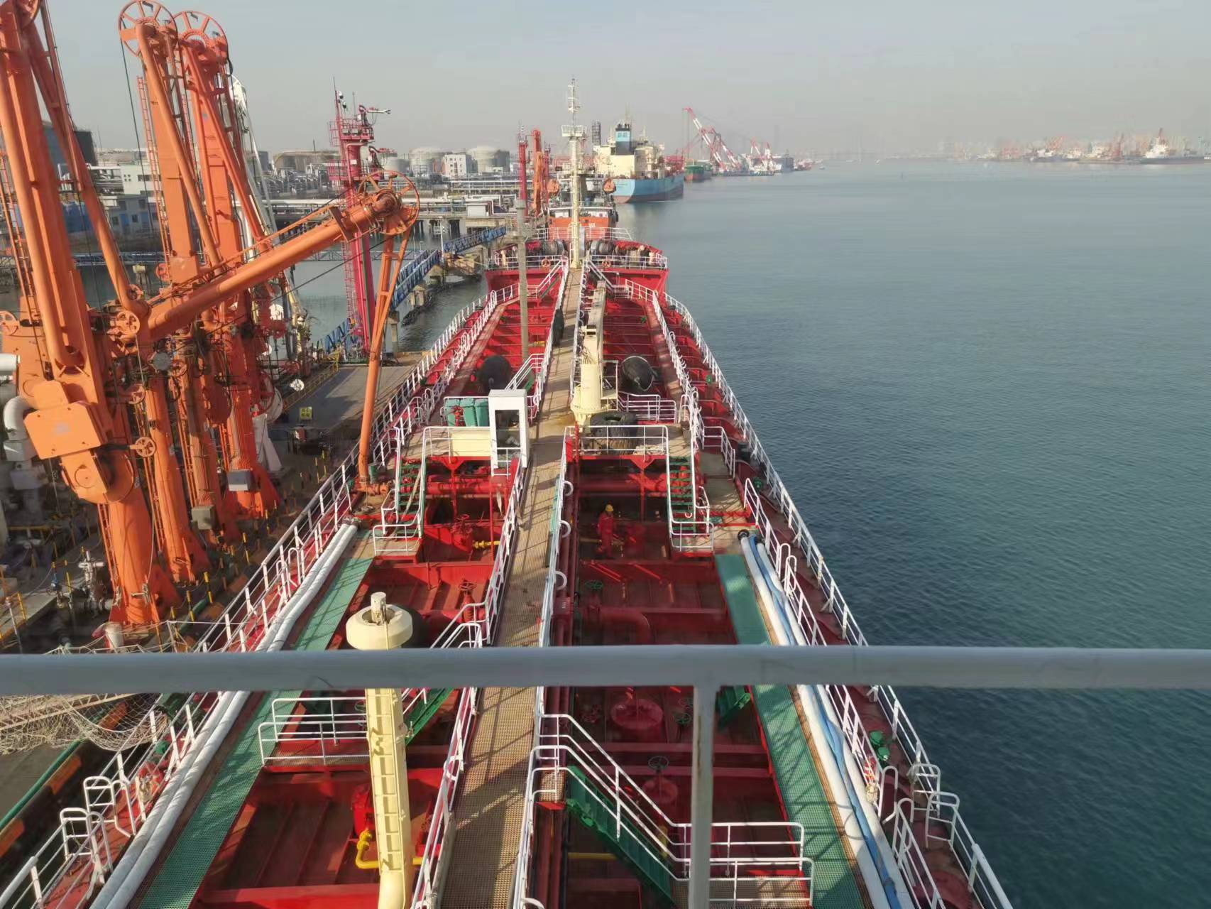 6855 T Product Oil Tanker For Sale