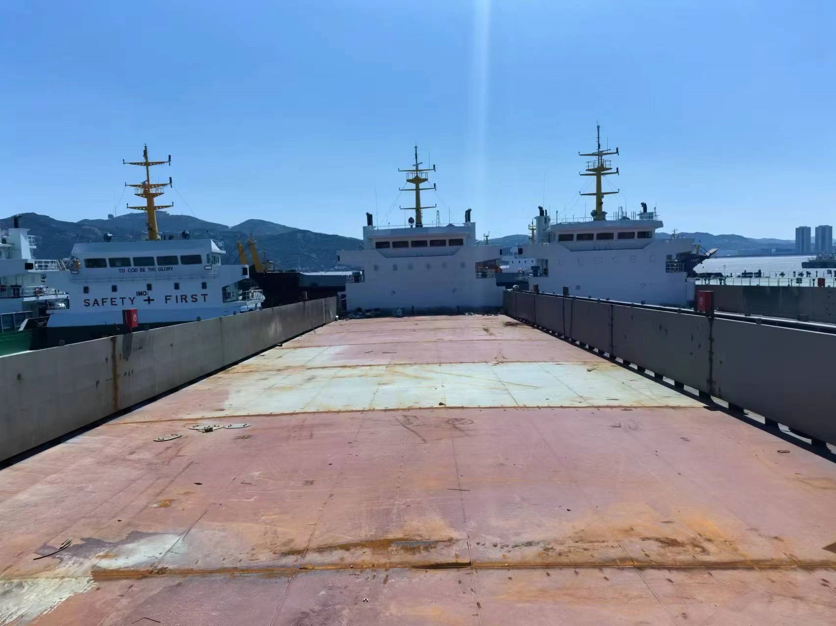 3657 T Deck Barge /LCT For Sale