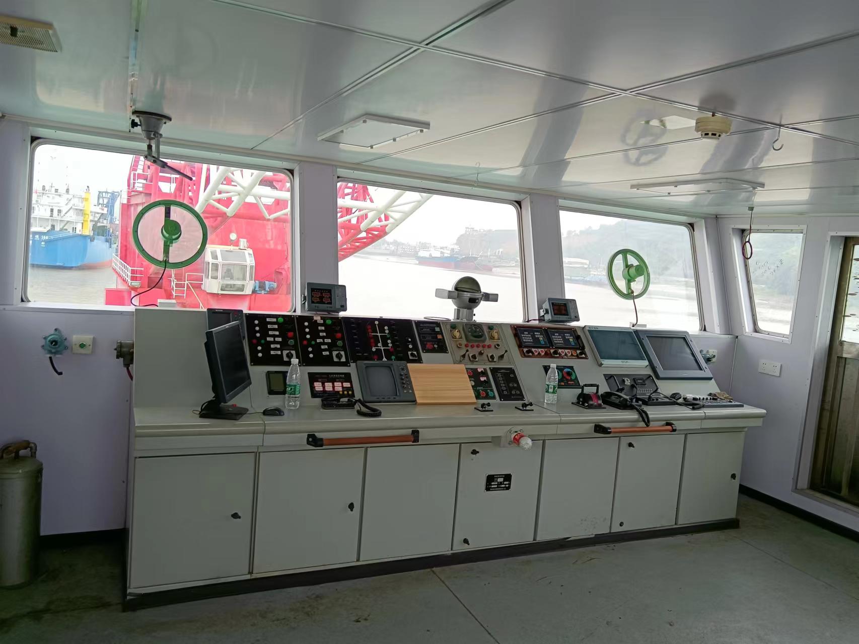 450 T Fully Revolving Floating Crane For Sale