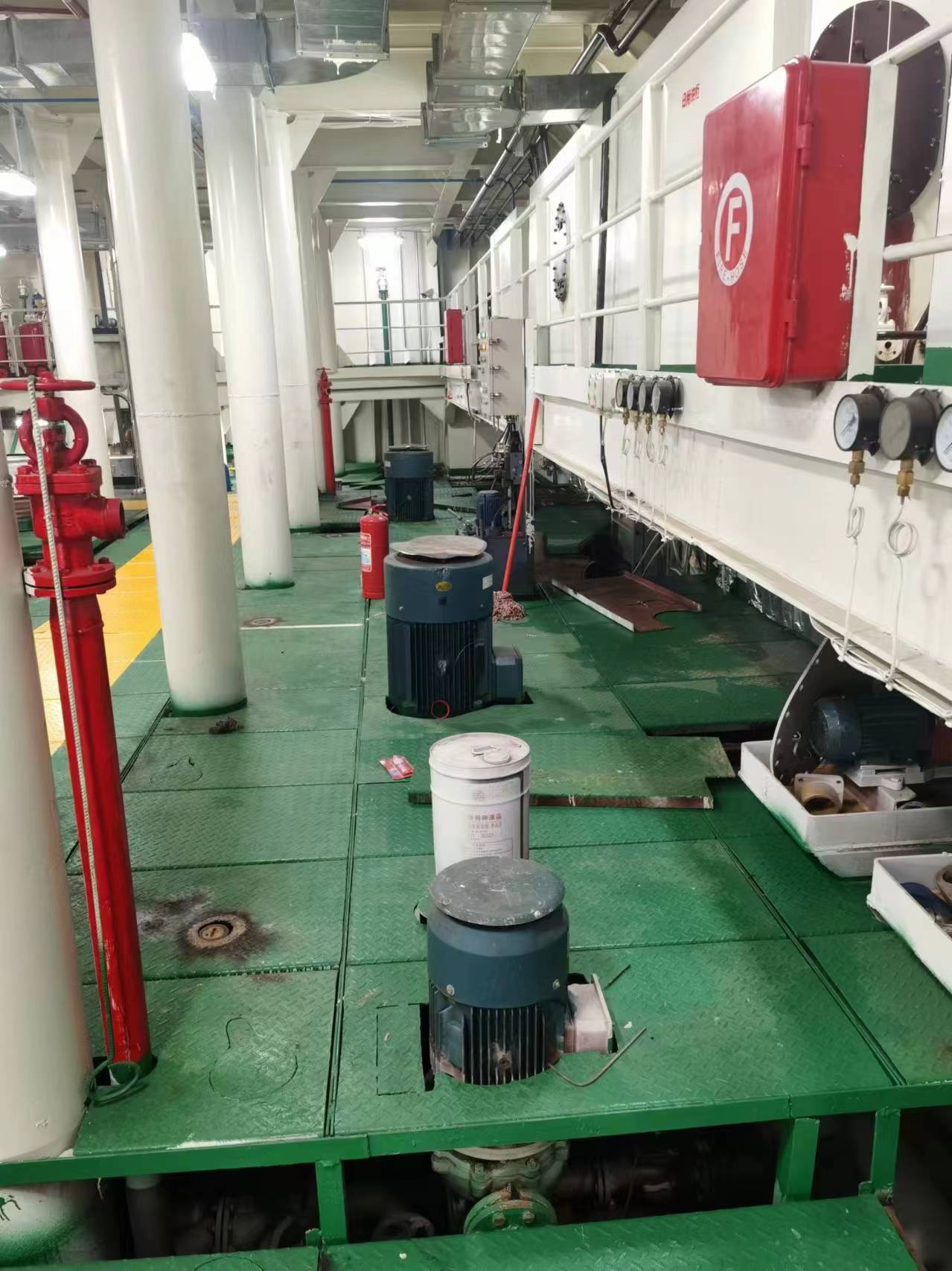 8000 T Deck Barge /LCT For Sale