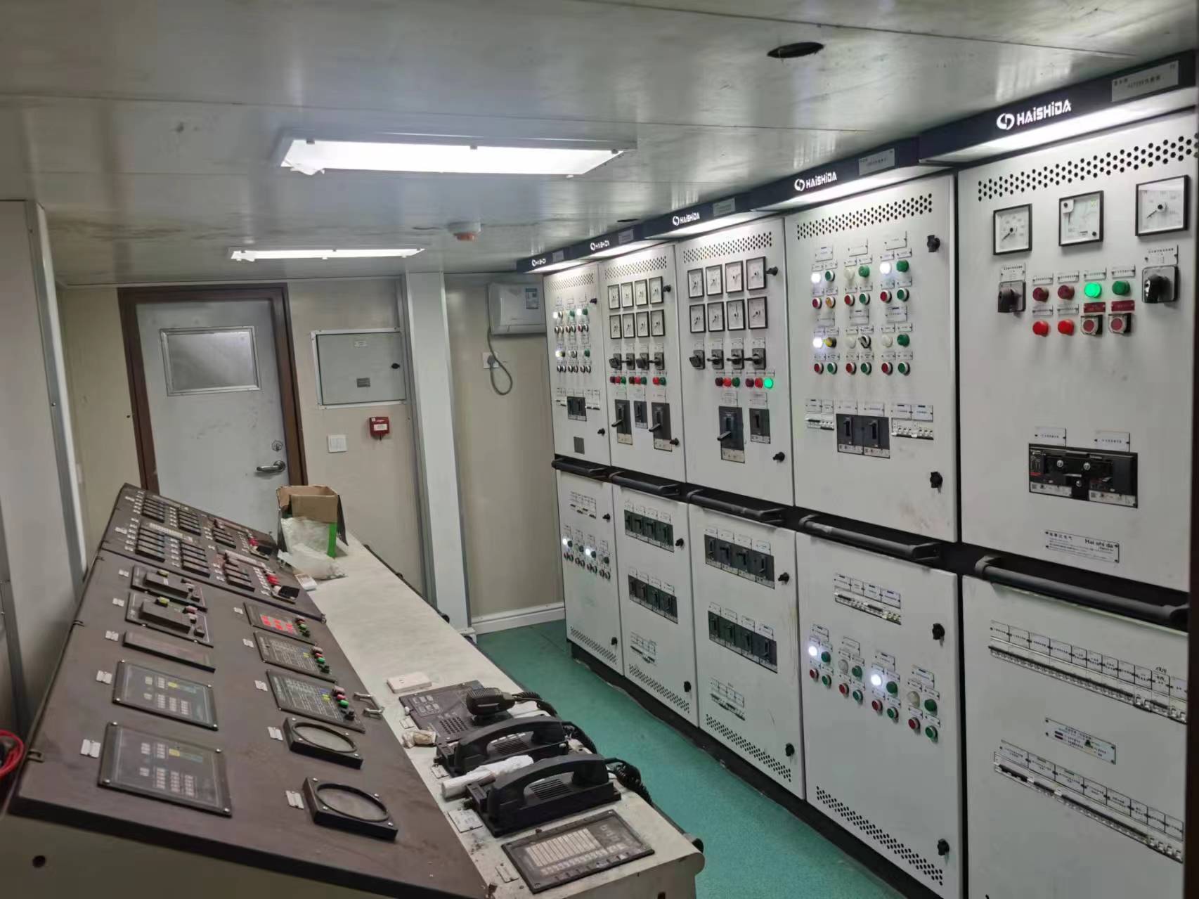 8000 T Deck Barge /LCT For Sale