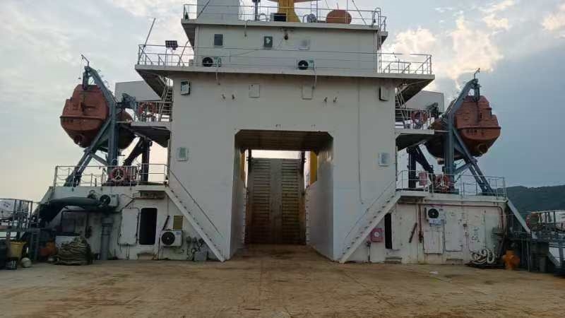 5005 T Deck Barge /LCT For Sale
